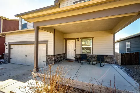 Exterior - 325 Walnut St, Bennett, CO 80102 photo 4 of 7