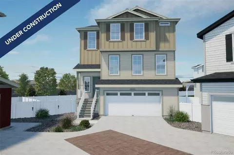46597 Sunflower Ln, Bennett, CO 80102