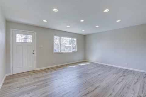 5376 Eagle St, Denver, CO 80239 photo 8