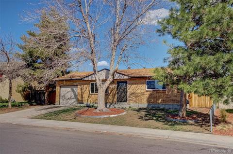 5376 Eagle St, Denver, CO 80239 photo 3