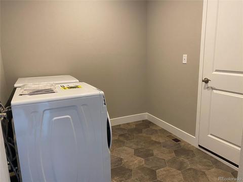 208 SE 4th St, Berthoud, CO 80513 photo 8