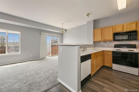 12284 E 2nd Dr, Aurora, CO 80011 photo 6