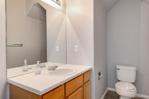 12284 E 2nd Dr, Aurora, CO 80011 photo 3