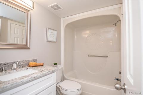 12513 E Pacific Cir #B, Aurora, CO 80014 photo 10