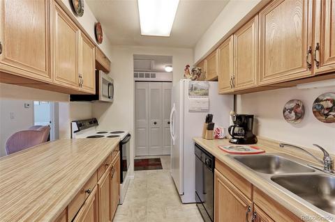 8471 Everett Way #D, Arvada, CO 80005 photo 8