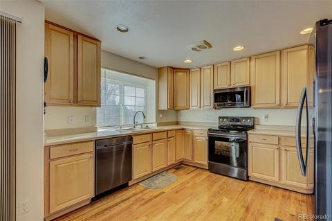 20462 E Duke Dr, Aurora, CO 80013 photo 7