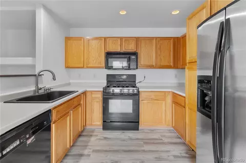 10700 Kimblewyck Cir #223, Northglenn, CO 80233