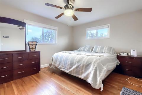 8571 E Cornell Dr, Denver, CO 80231 photo 13