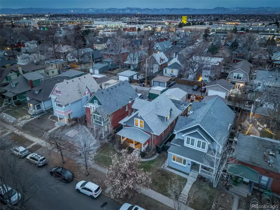 View/Area - 515 S Grant St, Denver, CO 80209 photo 2 of 2