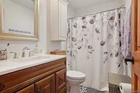 Bath - 125 Aspen Rd, Black Hawk, CO 80422 photo 2 of 2