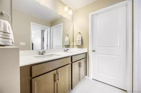 Bath - 21843 E 8th Ave, Aurora, CO 80018 photo 3 of 4