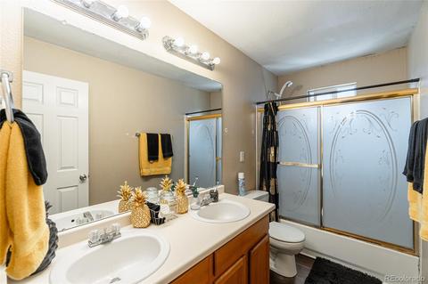 4926 Eugene Ct, Denver, CO 80239 photo 17