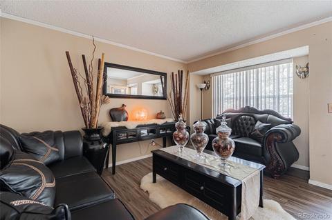 4926 Eugene Ct, Denver, CO 80239 photo 4