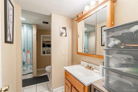 4926 Eugene Ct, Denver, CO 80239 photo 21
