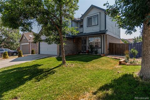 4926 Eugene Ct, Denver, CO 80239 photo 1
