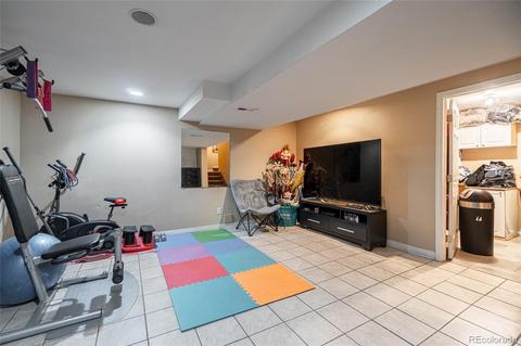 4926 Eugene Ct, Denver, CO 80239 photo 19