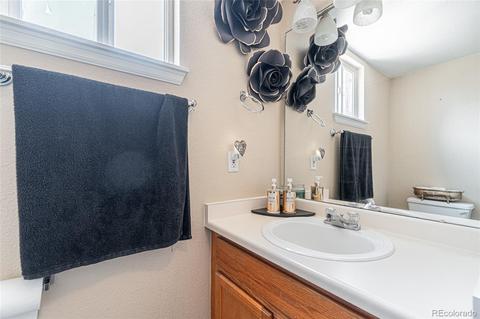 4926 Eugene Ct, Denver, CO 80239 photo 26