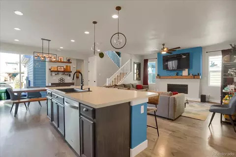 8147 Sterling Ranch Ave, Littleton, CO 80125