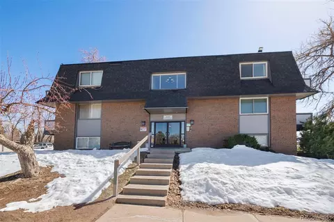 230 E Highline Cir #106, Centennial, CO 80122