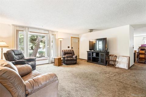 6851 Wright Ct, Arvada, CO 80004 photo 2
