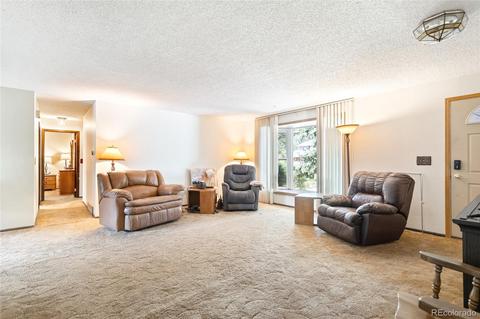 6851 Wright Ct, Arvada, CO 80004 photo 4