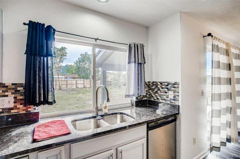 14954 E 50th Pl, Denver, CO 80239 photo 9