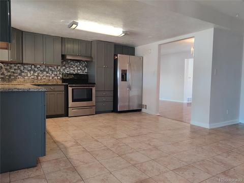 10705 E 6th Pl, Aurora, CO 80010 photo 7