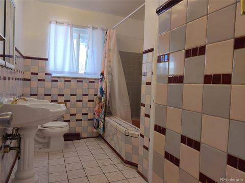 10705 E 6th Pl, Aurora, CO 80010 photo 17