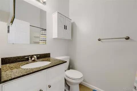 Bath - 17335 E Rice Cir #B, Aurora, CO 80015 photo 3 of 5