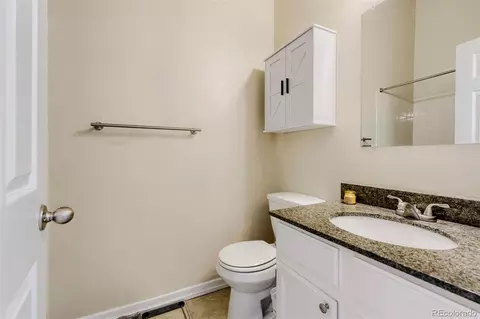 Bath - 17335 E Rice Cir #B, Aurora, CO 80015 photo 1 of 5