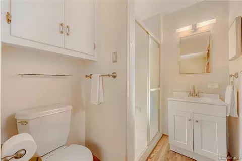 Bath - 8292 E Lehigh Dr, Denver, CO 80237 photo 1 of 5