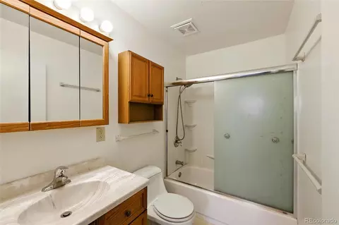 Bath - 14530 E 13th Ave, Aurora, CO 80011 photo 1 of 1