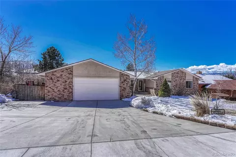 3895 Saddle Rock Rd, Colorado Springs, CO 80918