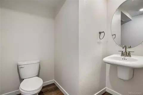Bath - 27662 E 1st Ave, Aurora, CO 80018 photo 1 of 6
