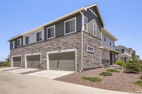 Exterior - 27662 E 1st Ave, Aurora, CO 80018 photo 6 of 6