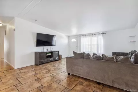 1605 Quintero St, Aurora, CO 80011 photo 3