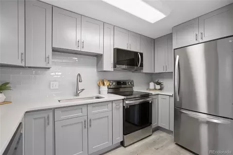 Kitchen - 1029 E 8th Ave #702, Denver, CO 80218 photo 1 of 3