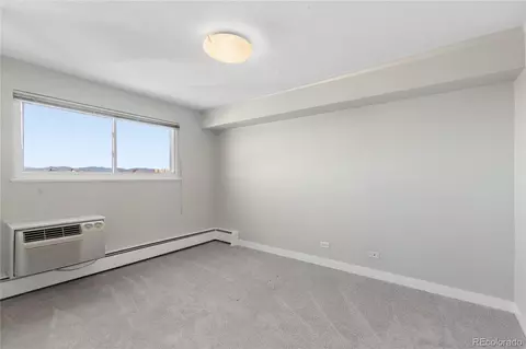 Bedroom - 1029 E 8th Ave #702, Denver, CO 80218 photo 6 of 8