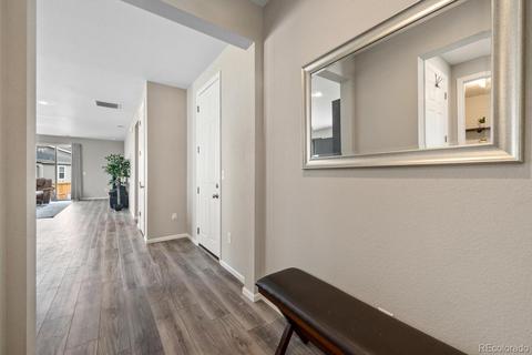 936 Waterloo Ct, Aurora, CO 80018 photo 4