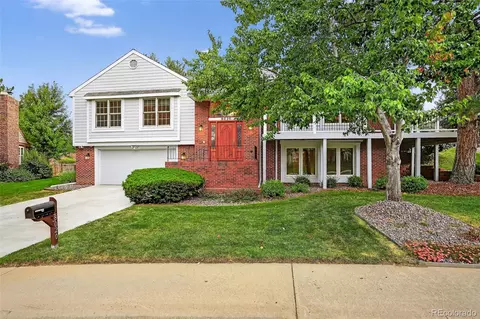 8020 S Oneida Ct, Centennial, CO 80112