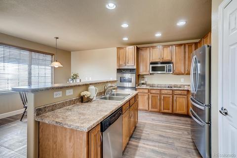 5334 Oak Ct, Arvada, CO 80002 photo 9