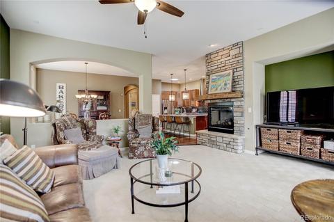 26744 E Canyon Ave, Aurora, CO 80016 photo 4