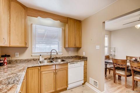 10734 E 7th Ave, Aurora, CO 80010 photo 5