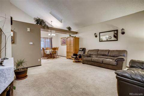 18273 E Adriatic Pl, Aurora, CO 80013 photo 2