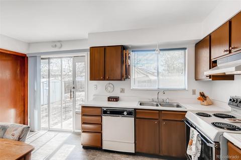 16132 E Wesley Ave, Aurora, CO 80013 photo 4