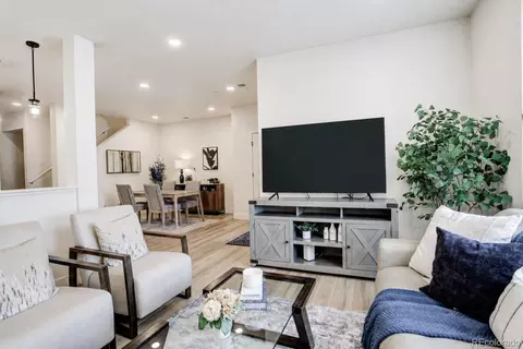5789 Champlain Dr, Timnath, CO 80547