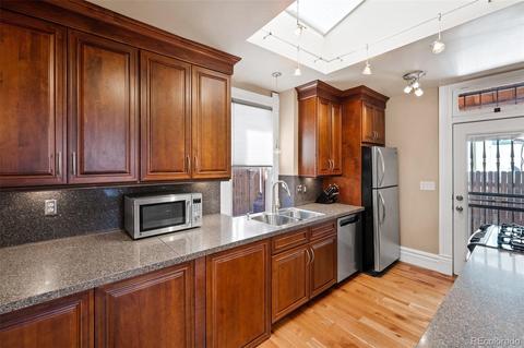916 29th St, Denver, CO 80205 photo 10