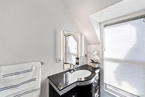 916 29th St, Denver, CO 80205 photo 21