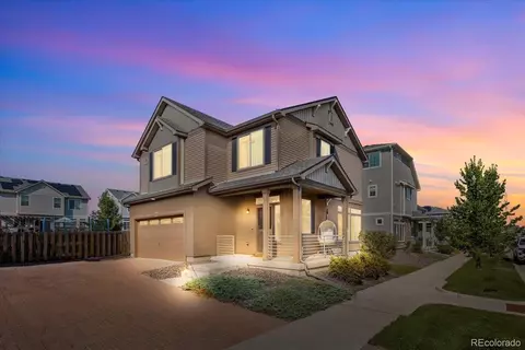 26159 E Maple Dr, Aurora, CO 80018