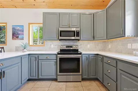 Kitchen - 705 Gold Flake Ter, Bailey, CO 80421 photo 2 of 2